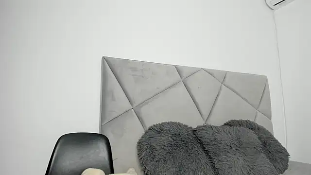 BlueEyesLexy live sex cam