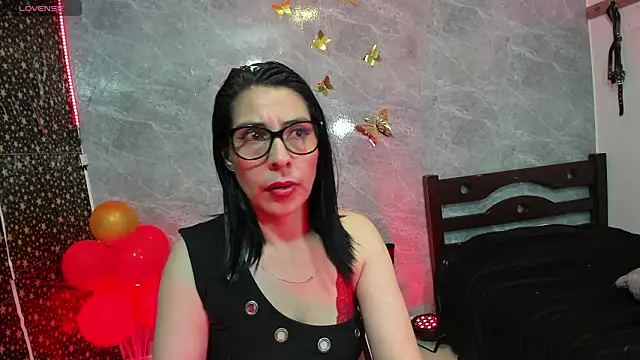 adellelennoxx's cam snapshot