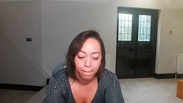 QueenTricks1's cam snapshot