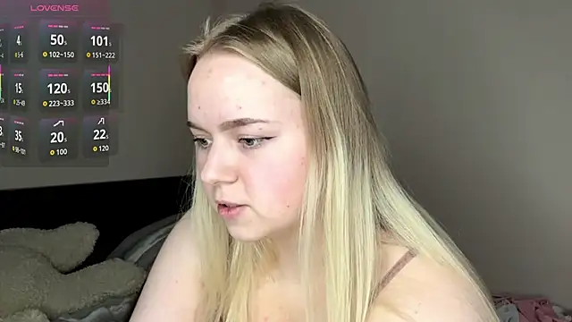 ZaraCreedon's cam snapshot