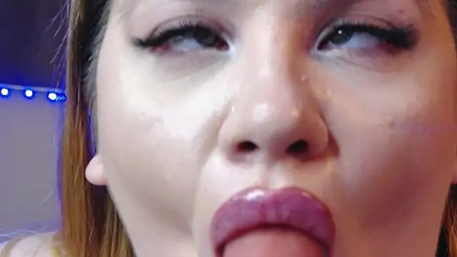 MelanieBrownn's cam snapshot