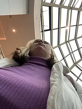 KateBurlesk's cam snapshot