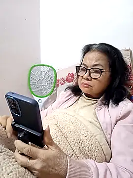 Hotestlove's cam snapshot