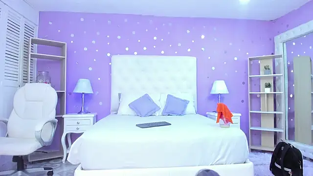 scarlette_15_'s cam snapshot