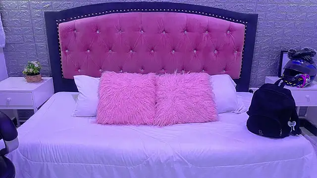 Natalie_loffreda's cam snapshot