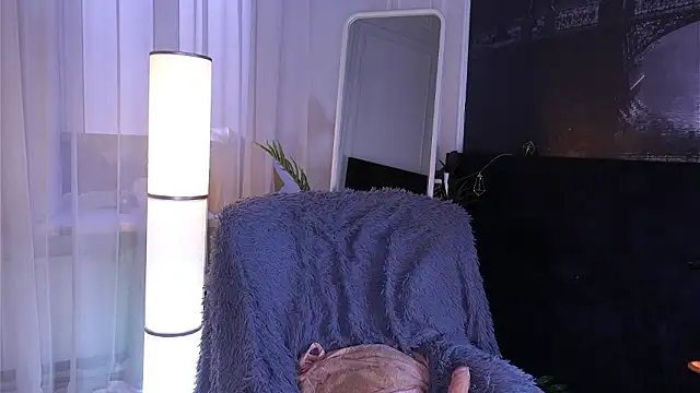 SofiaFoster_'s cam snapshot