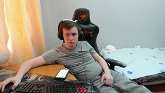 iliaskrislove live sex cam