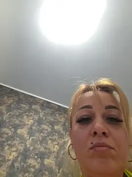 RuxyHuge42ETT live sex cam