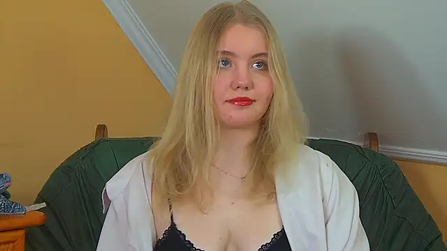 EmilyEvanse's cam snapshot