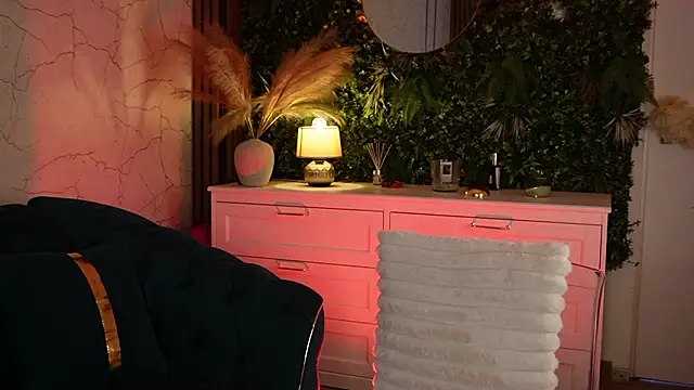 angel_wow_'s cam snapshot