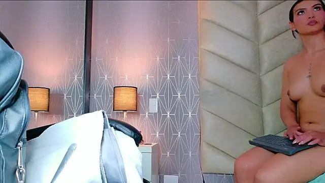 samiradoll's cam snapshot