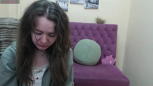 MonikaSkyfull's cam snapshot