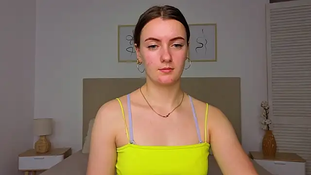 Blush_flowwer's cam snapshot