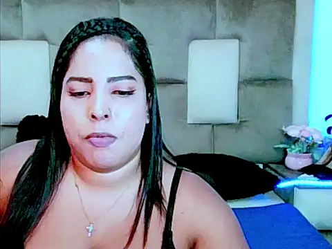 indiantopaz694u's cam snapshot