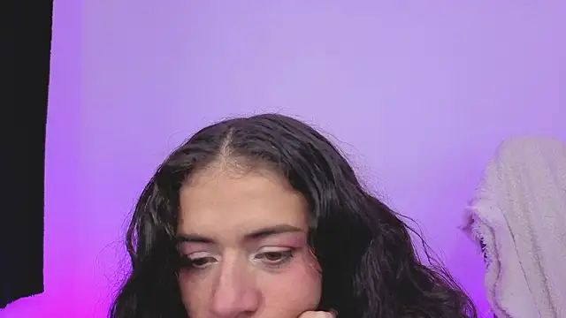 daniela_rivasthl's cam snapshot