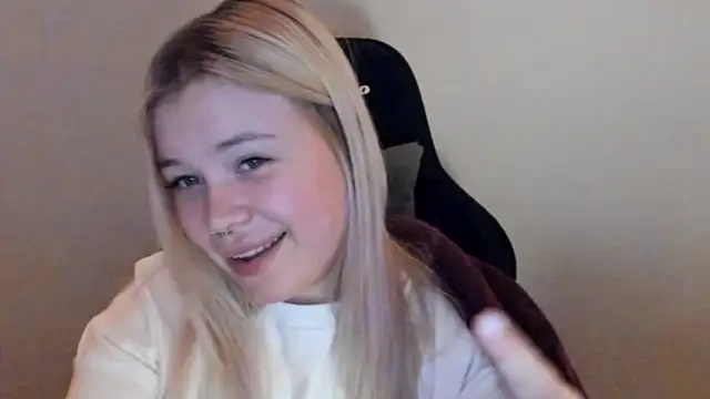 Lulu_Di's cam snapshot