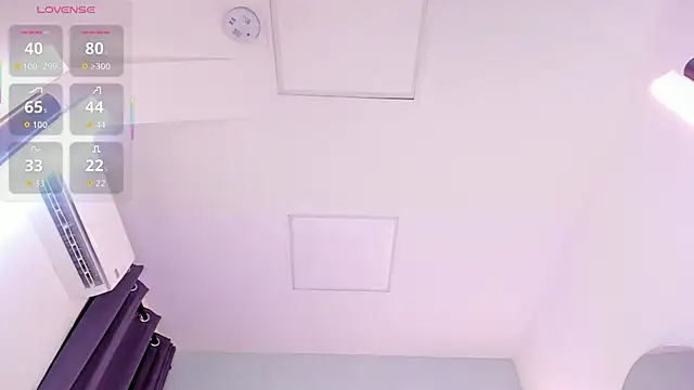 karol_white_'s cam snapshot