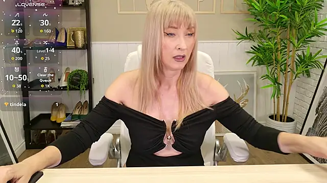 LadyLeea live sex cam