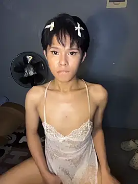 Plaxtique live sex cam