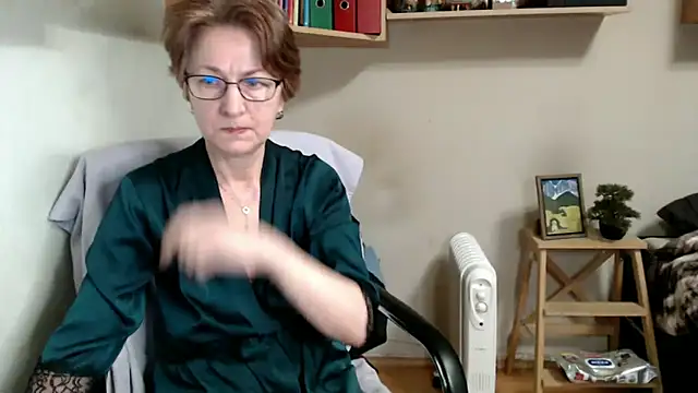 katemodel's cam snapshot