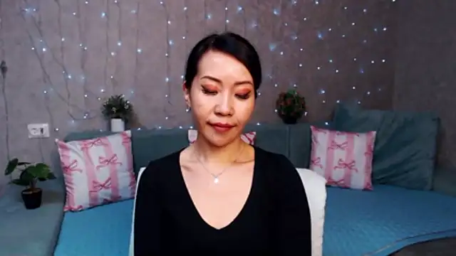 LiaPak's cam snapshot