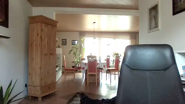 Nobbie444 live sex cam