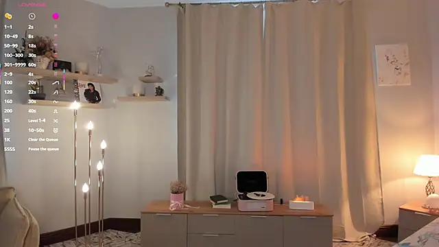 Lova_Rane live sex cam