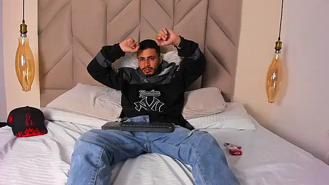 MatthewCullen's cam snapshot