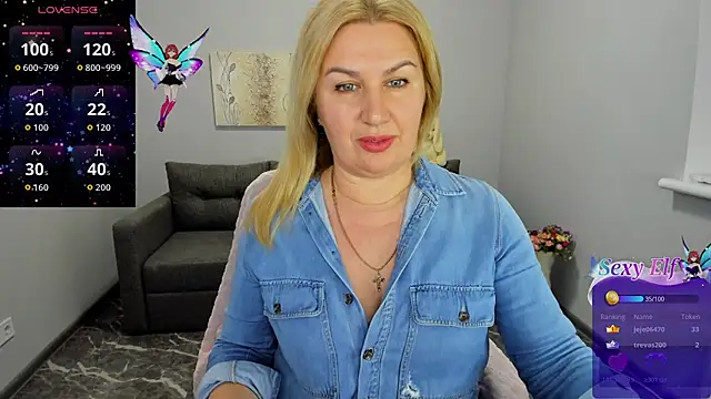 Lili_Crossi's cam snapshot