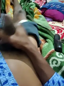 RAYI_Queen_4 live sex cam