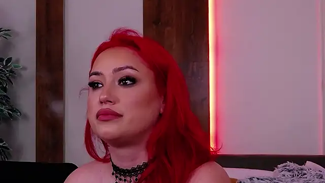 EmyHilton's cam snapshot