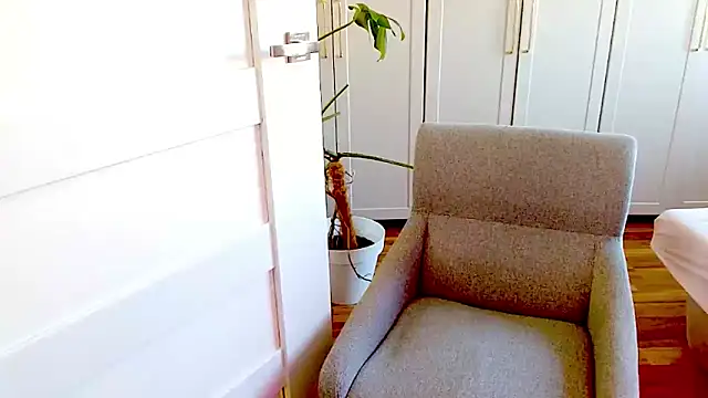 teaseDiana's cam snapshot