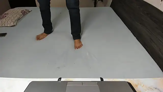 Dever_Bhabhi_'s cam snapshot