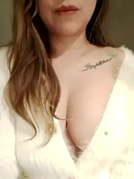 Christine-le1 live sex cam