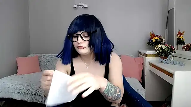 Estheri's cam snapshot