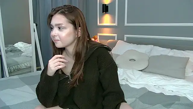 NatalieCroft live sex cam