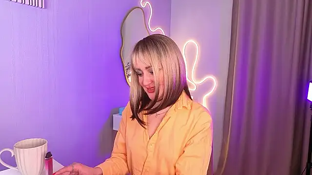 Oliiviaa_'s cam snapshot