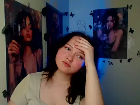 LadyAlice_'s cam snapshot