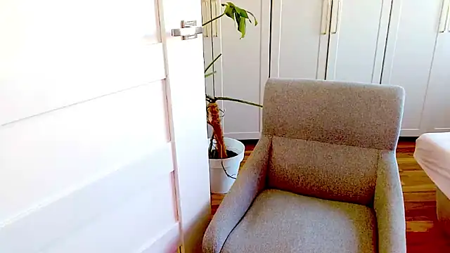 teaseDiana's cam snapshot