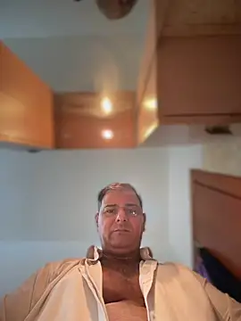 SecretlyDD's cam snapshot