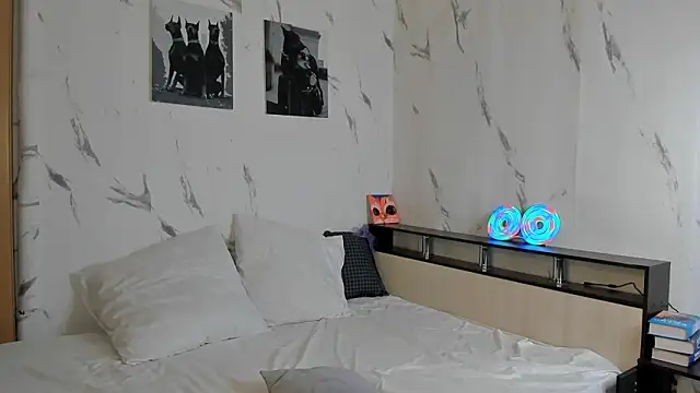 SophieRayne live sex cam