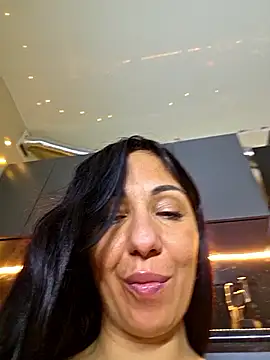 LeticiaWoods live sex cam