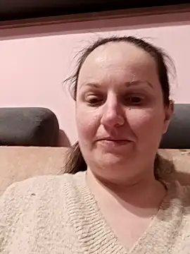 BustyLadyAlma's cam snapshot