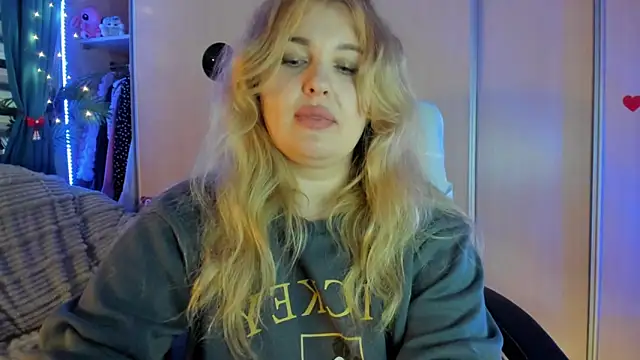 CoraSwon's cam snapshot