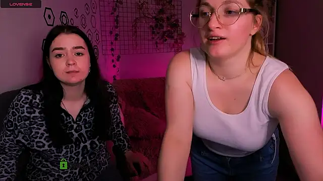 monica_xcx's cam snapshot