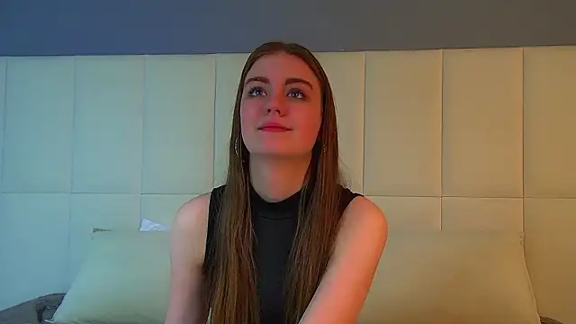 SofiaSarvain's cam snapshot