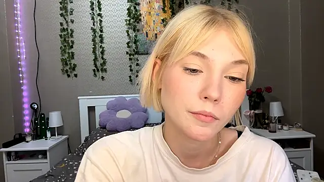 LlsabethHaze's cam snapshot