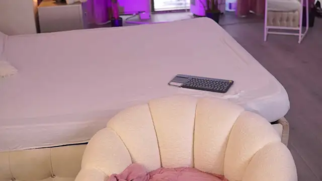 Arabian_Rose's cam snapshot