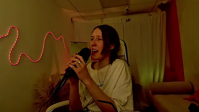 Olivia_Turneer's cam snapshot