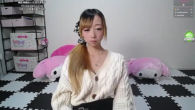 -Saraxxx's cam snapshot